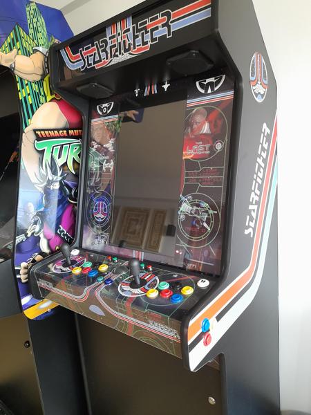 Máquina finalizada con bezel vertical